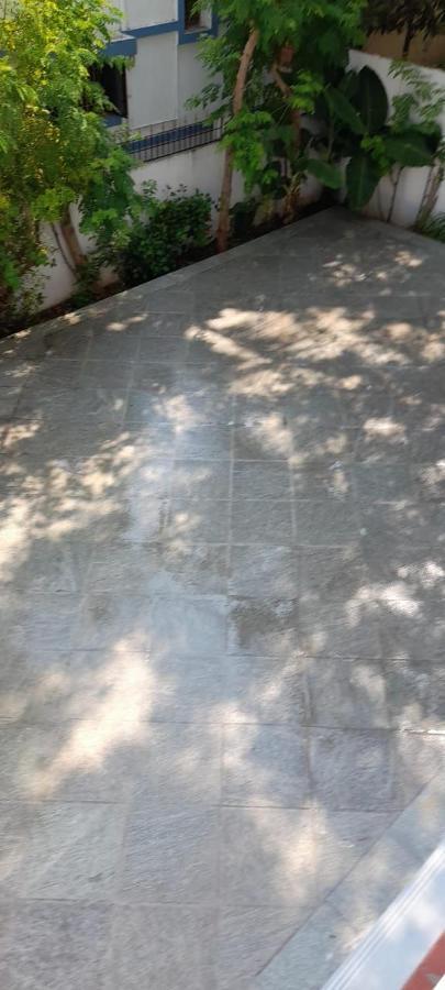 Mp Villa - Lovely Furnished Appartment Puducherry Exterior foto